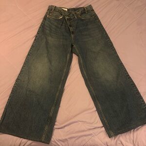 Zara Women’s Blue Jeans